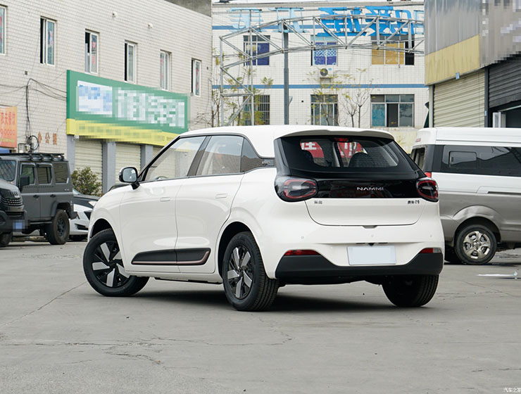 Dongfeng Nammi 01 430 Air